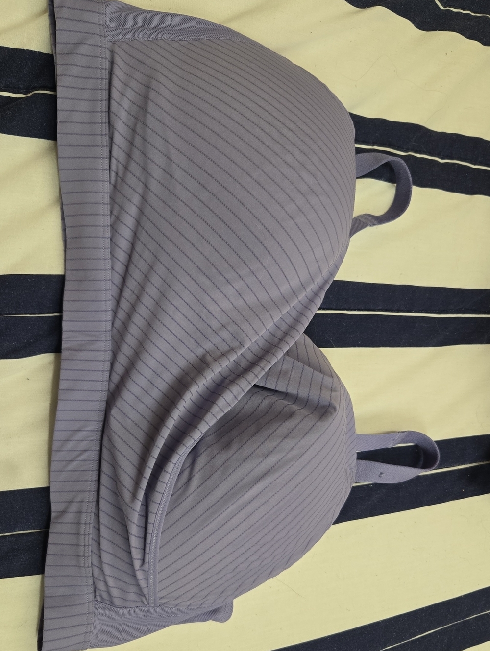 Deese Wireless Bra 42 DD